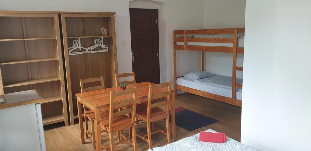 Hotel Penzion A Restaurace U Baby Subrovy Kokorin Esterno foto
